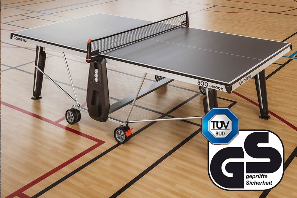 vue de la table de ping pong Cornilleau 500 indoor repliée